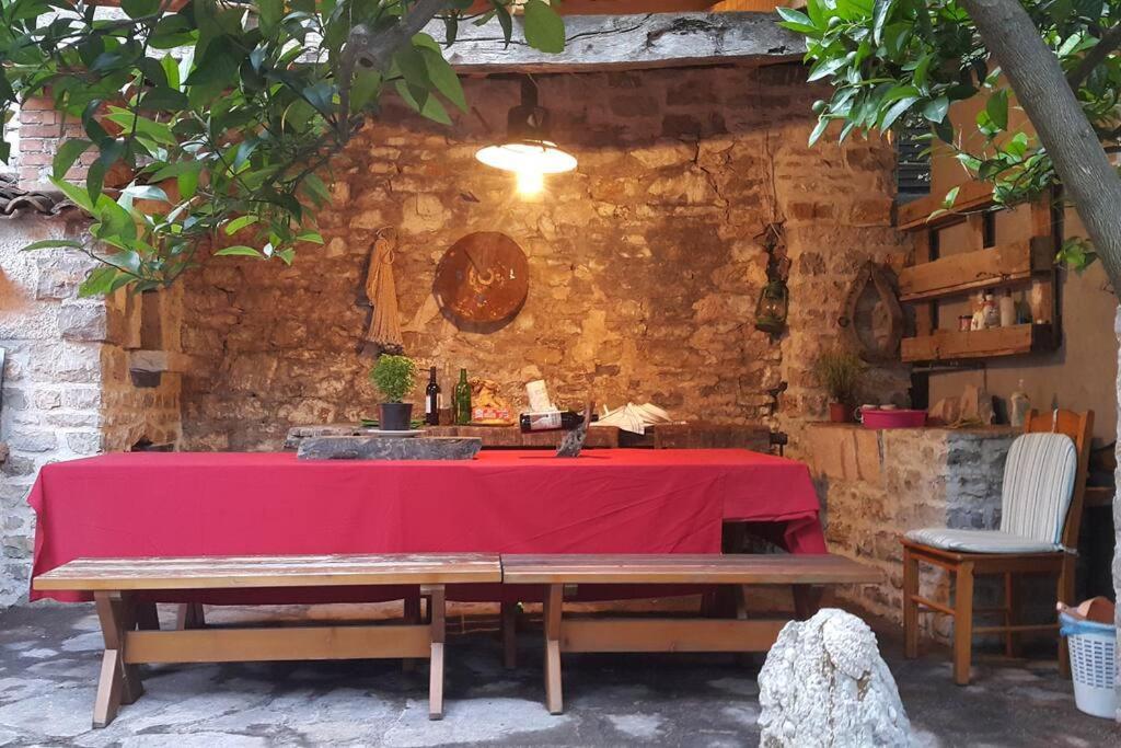 Holiday Home Fisherman'S Petrovac Екстериор снимка