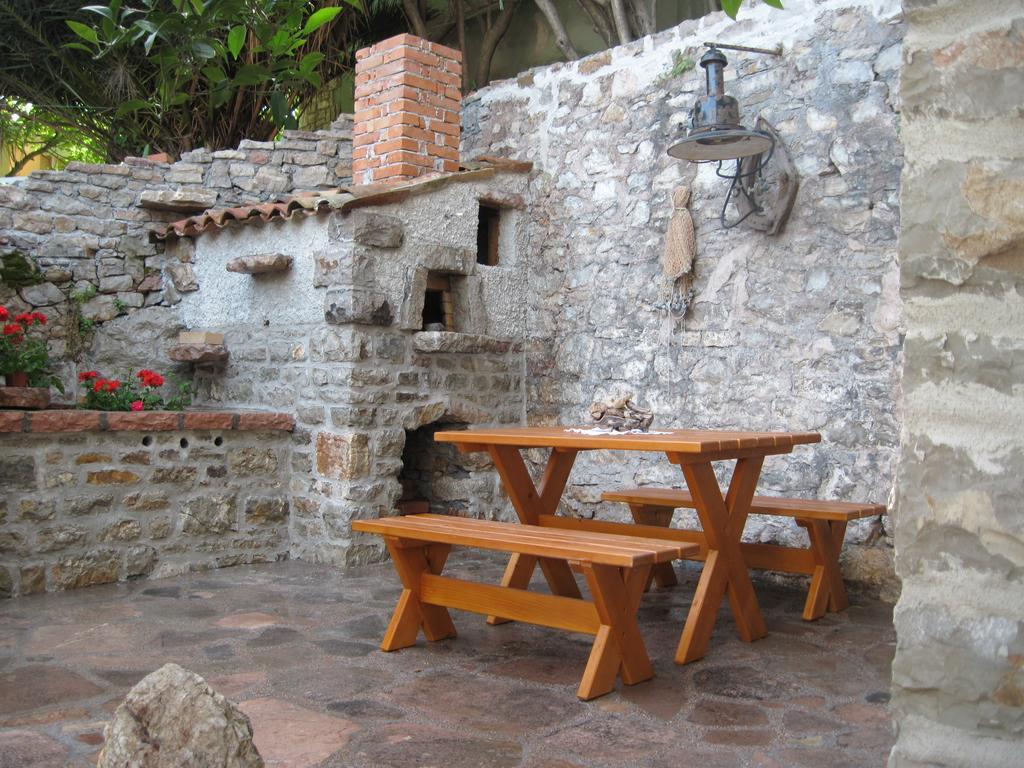 Holiday Home Fisherman'S Petrovac Стая снимка